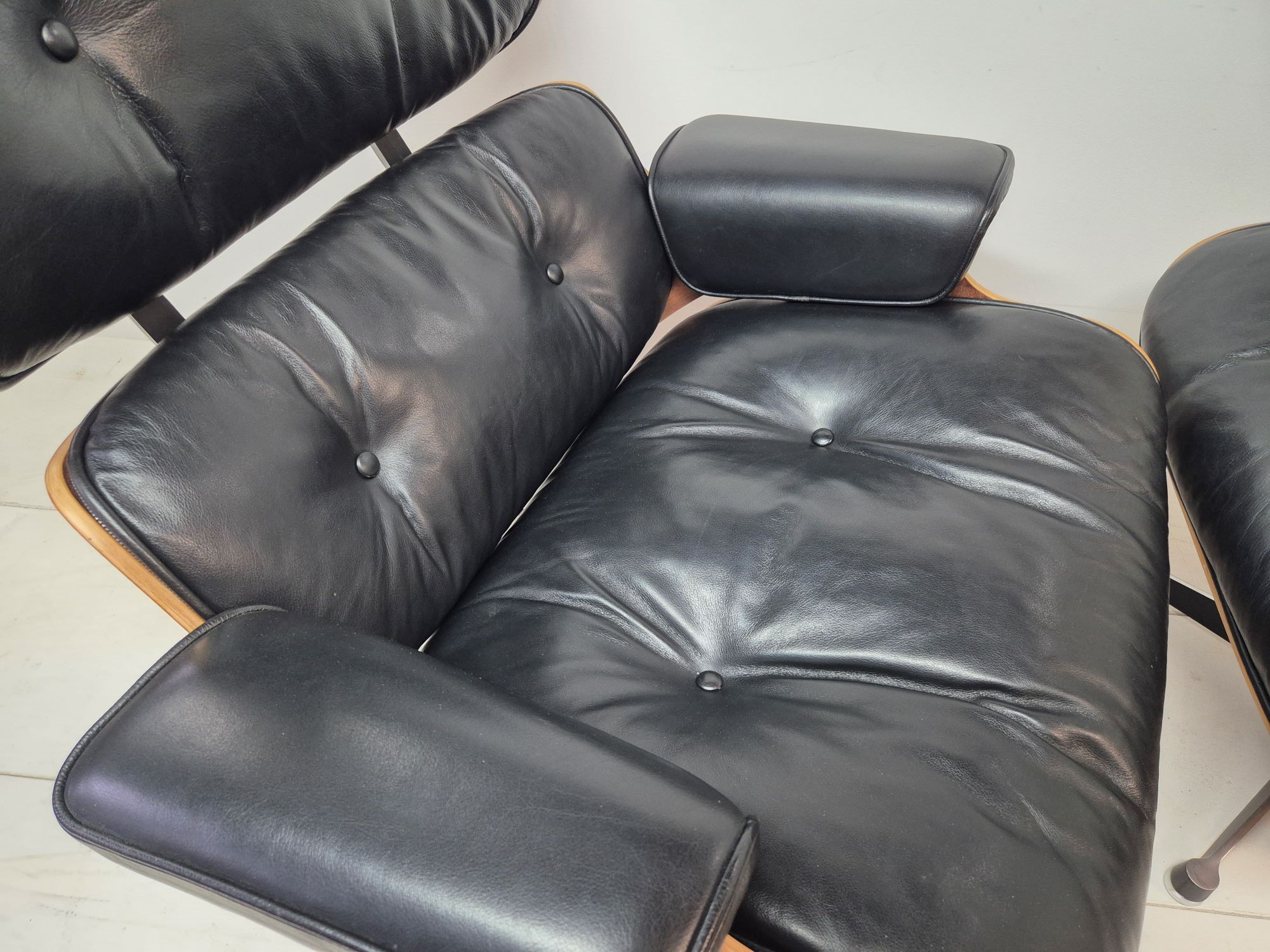 Lounge Chair Eames En Palissandre, en parfait état! Mobilier international - Image 4