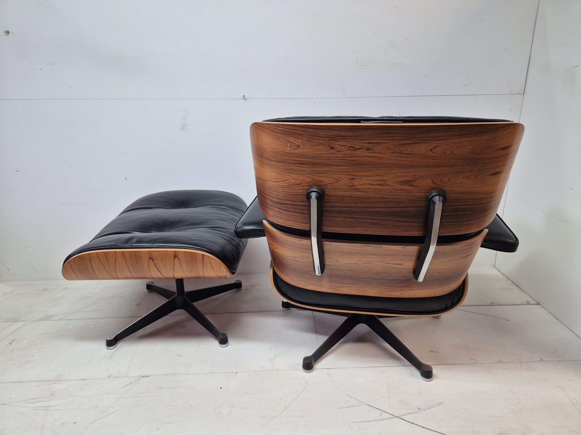 Lounge Chair Eames En Palissandre, en parfait état! Mobilier international - Image 7